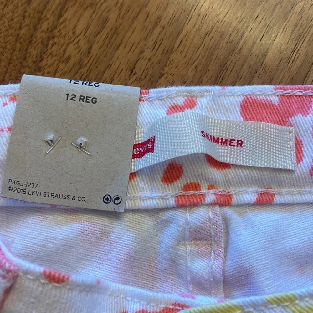 NWT Levi’s girls size 12 Skimmer shorts